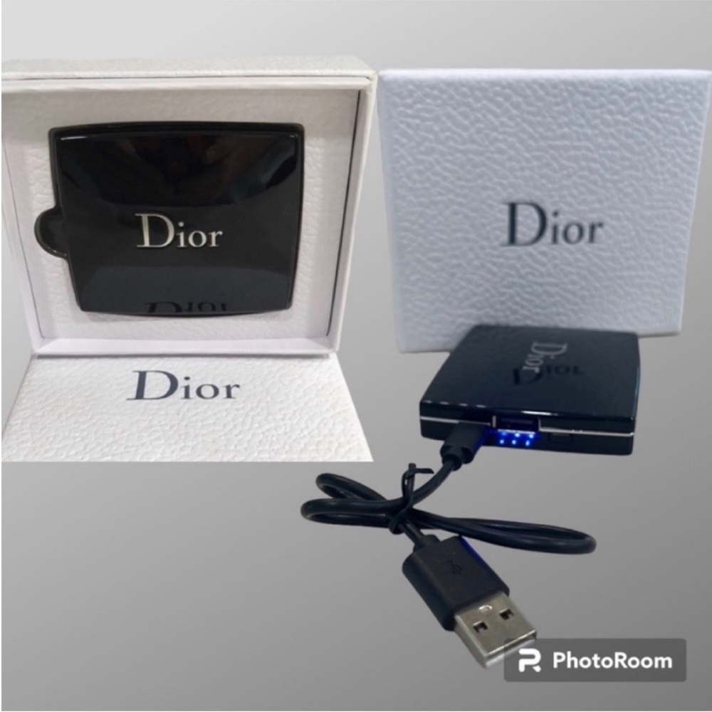 DIOR POWER BANK
SMART PHONE CHARGER